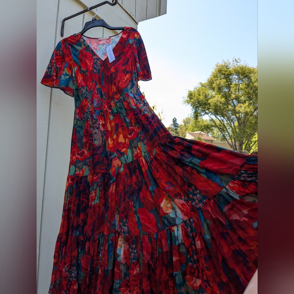 *Gorgeous* Soft Surroundings Red Floral Maxi Dress